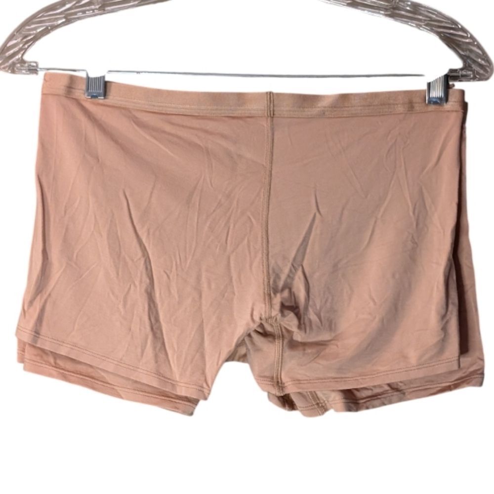 NWOT (3) Quince Ultra-Soft MicroModal Boyshort underwear size Medium no-roll - Picture 2 of 5